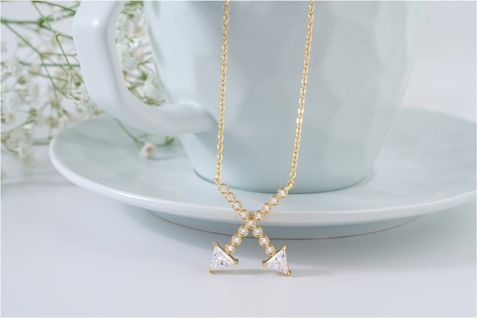 22K Gold (916)