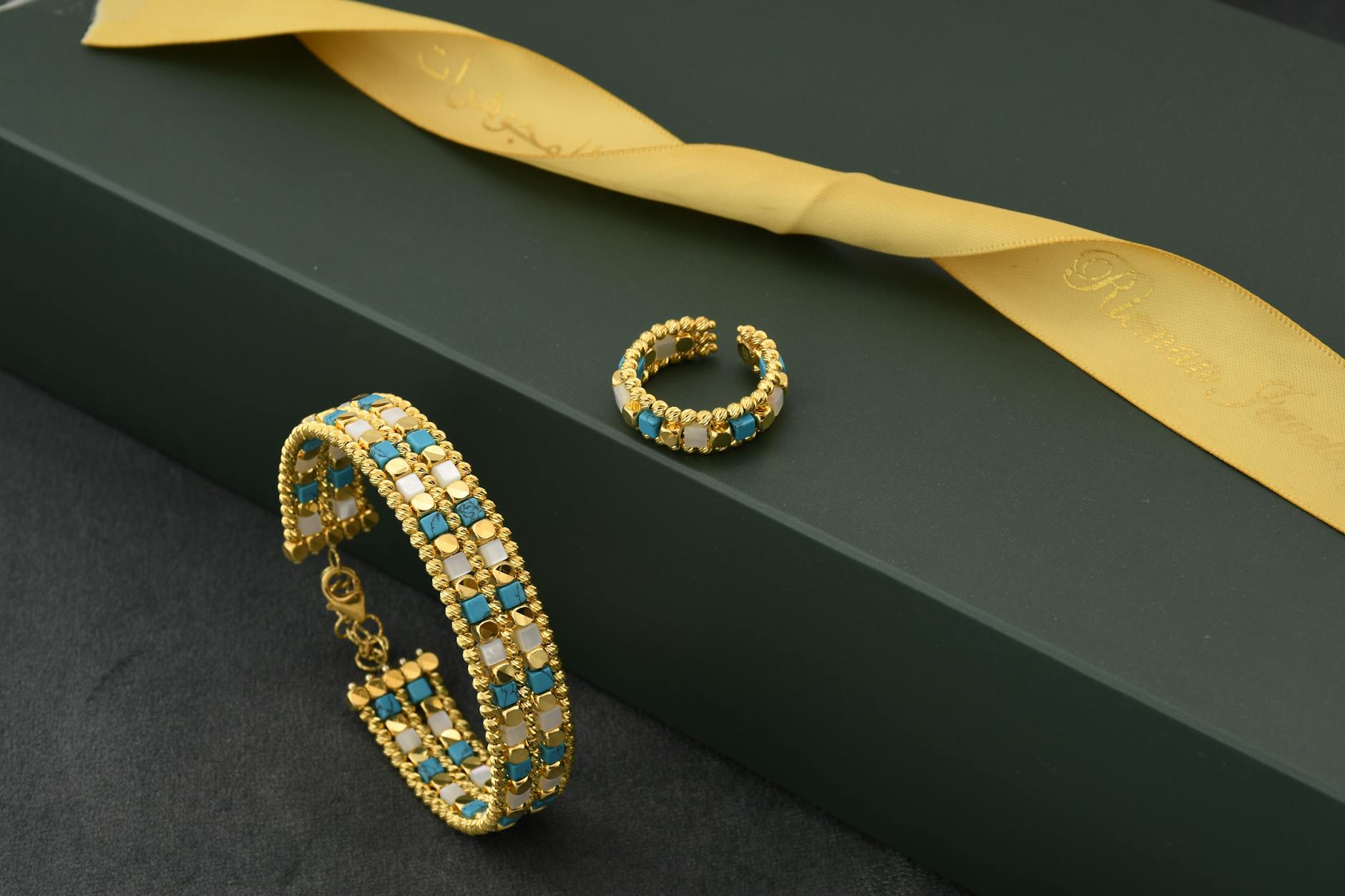Jewellery Gifting Perfect Pieces Occasions