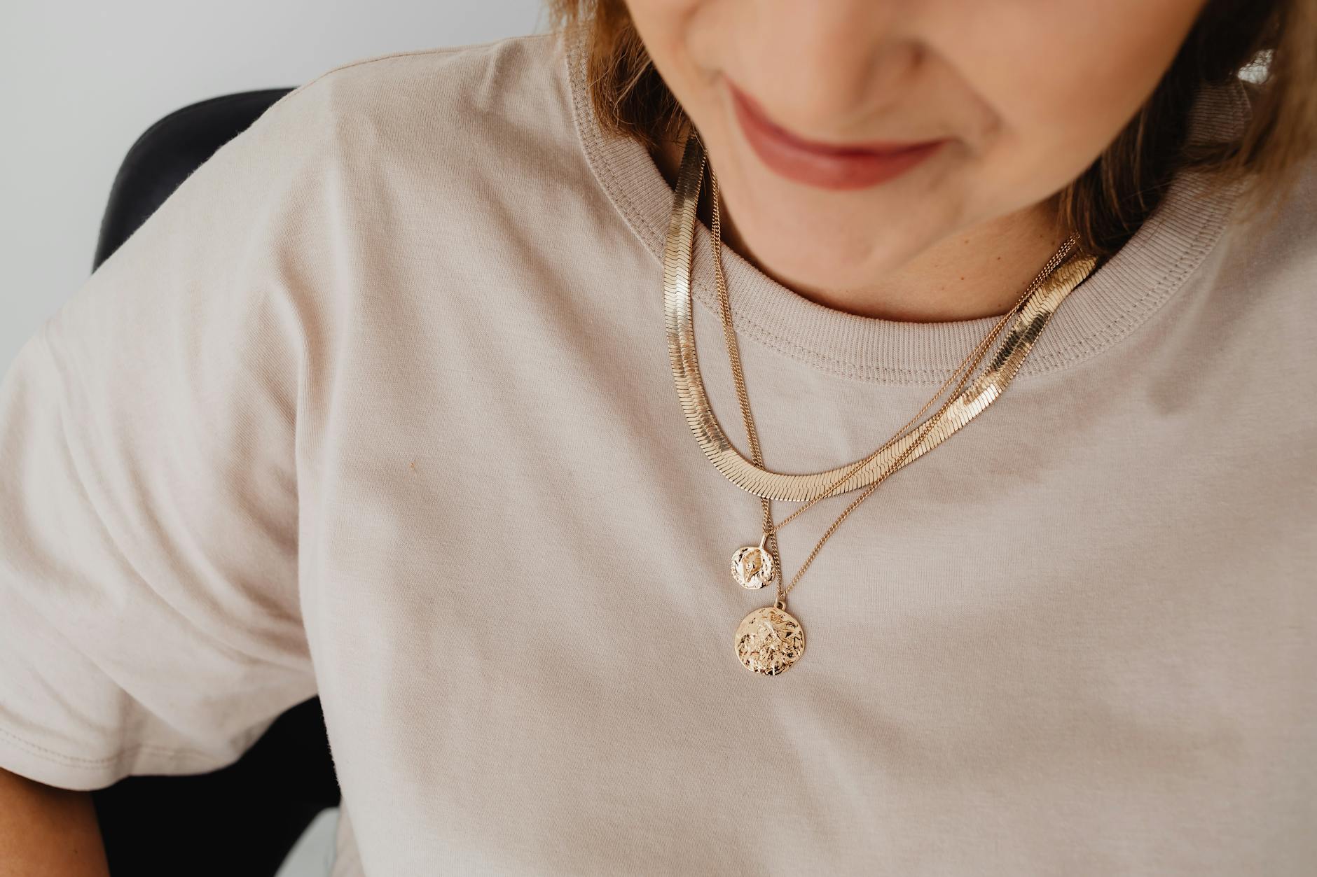 The Art of Jewellery Layering: How to Stack Necklaces, Bangles, and Rings