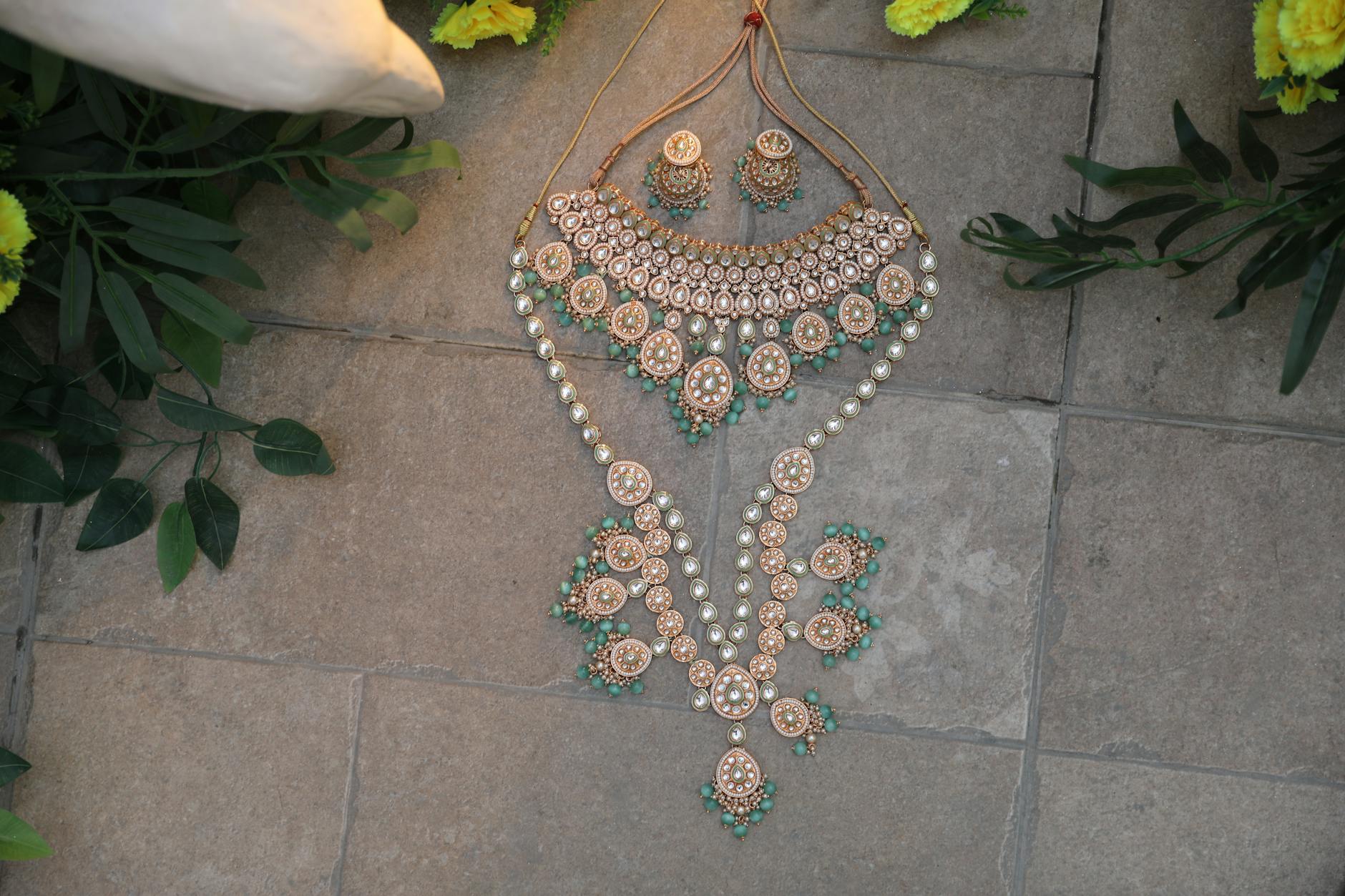 Punjabi Bridal Jewellery: Kundan, Polki, and the Complete Set