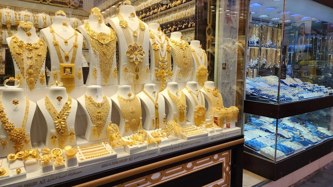 Om Shreenath Jewellers