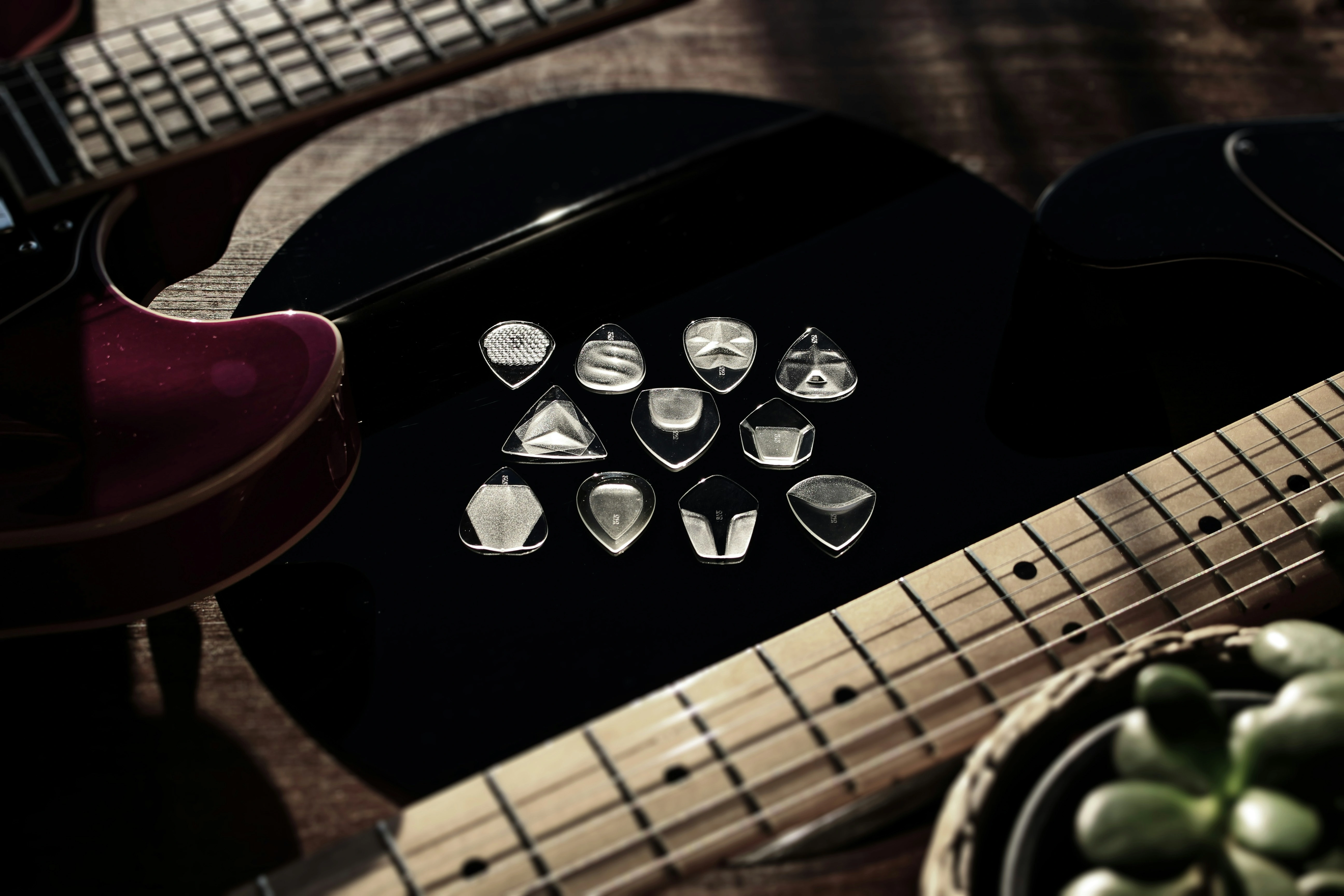 Taj Mahal Jewellers - Jeweller in Guwahati