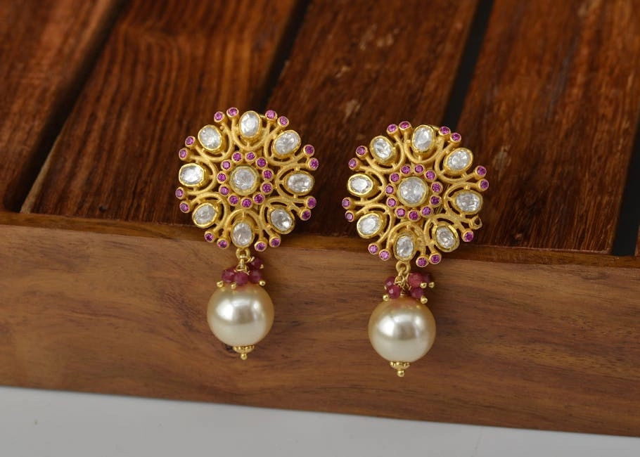 Vijaylaxmi Jewellers And Bankers