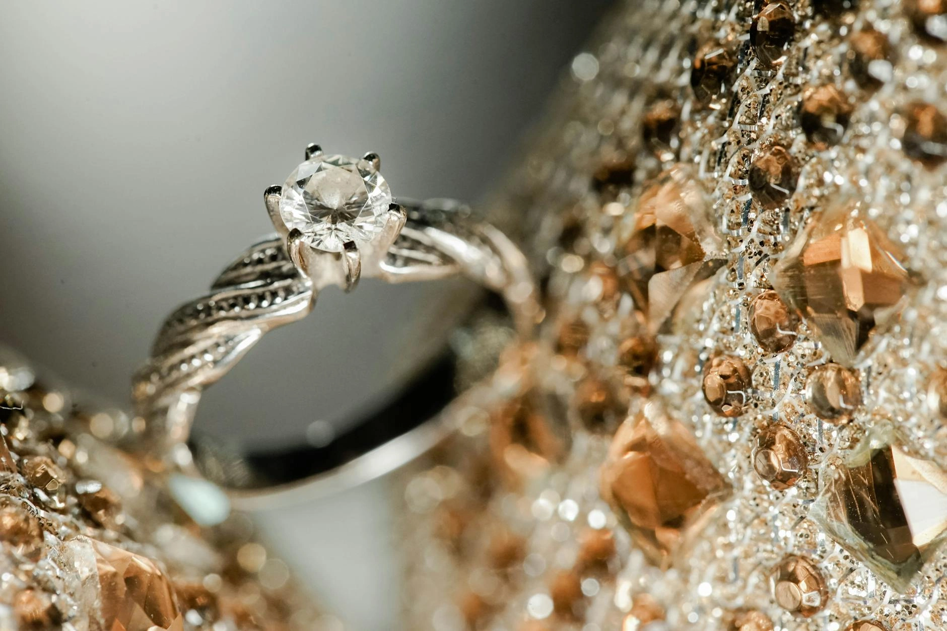 Rishi Chandra Kavra Jewellers - Jeweller in Kasganj