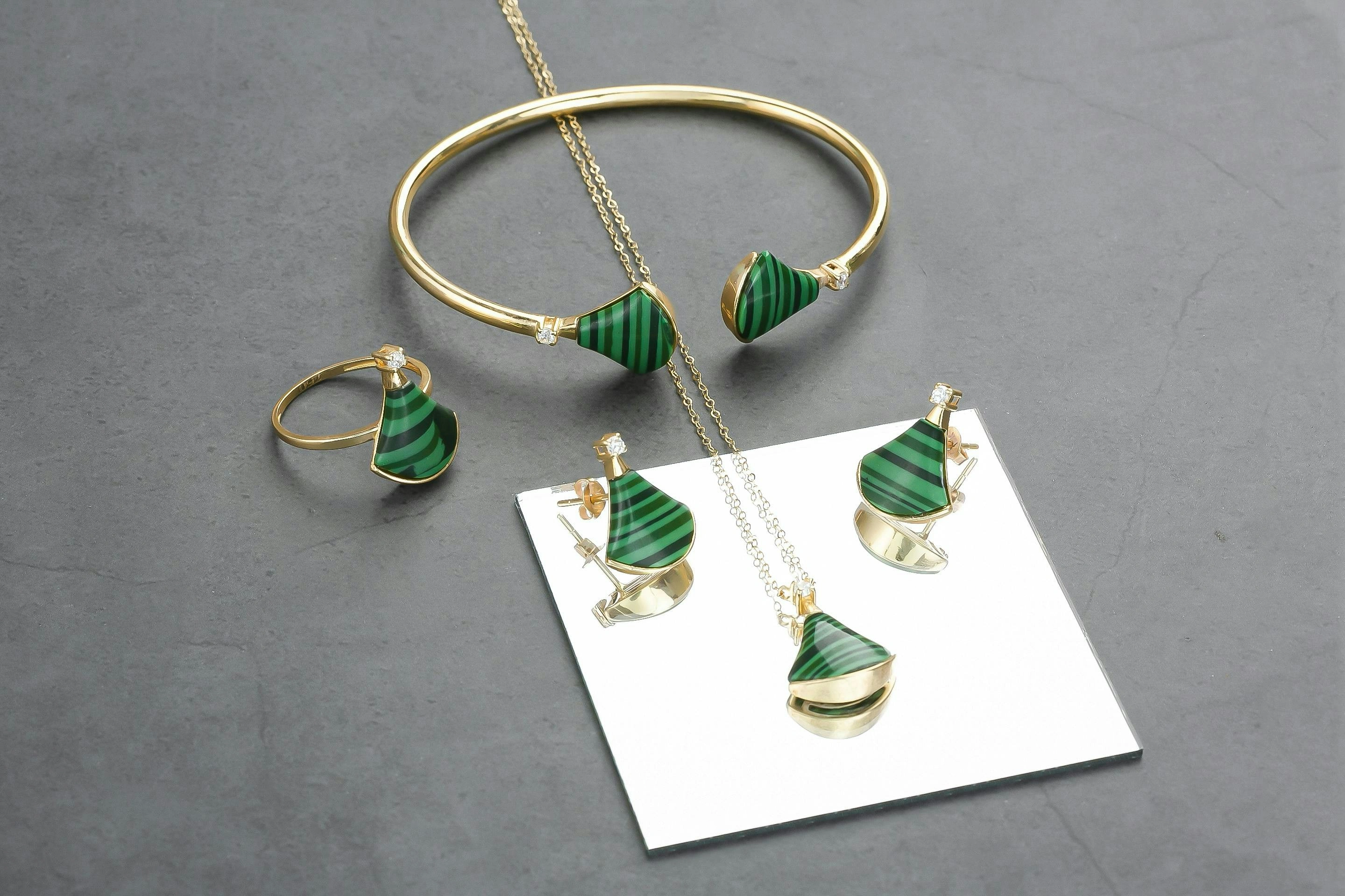 The Saraswati Jewellers