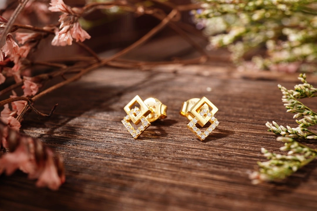 Radhe Gold and Diamonds - diamond in Krishna