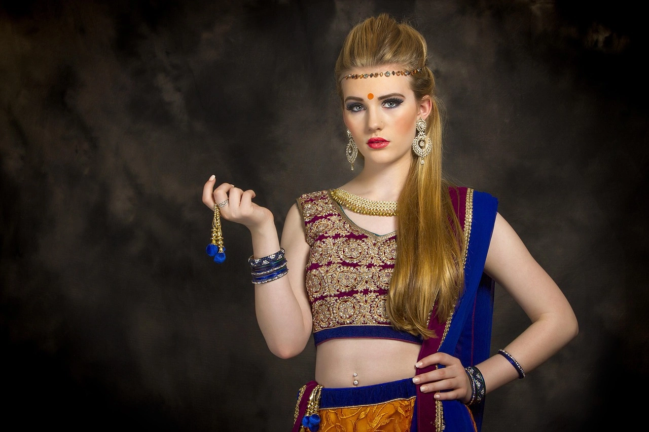 Varsha Jwellers, Garib Asthan