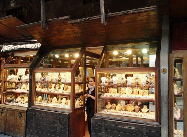 New Alankar Jewellers - Jeweller in Karbi Anglong