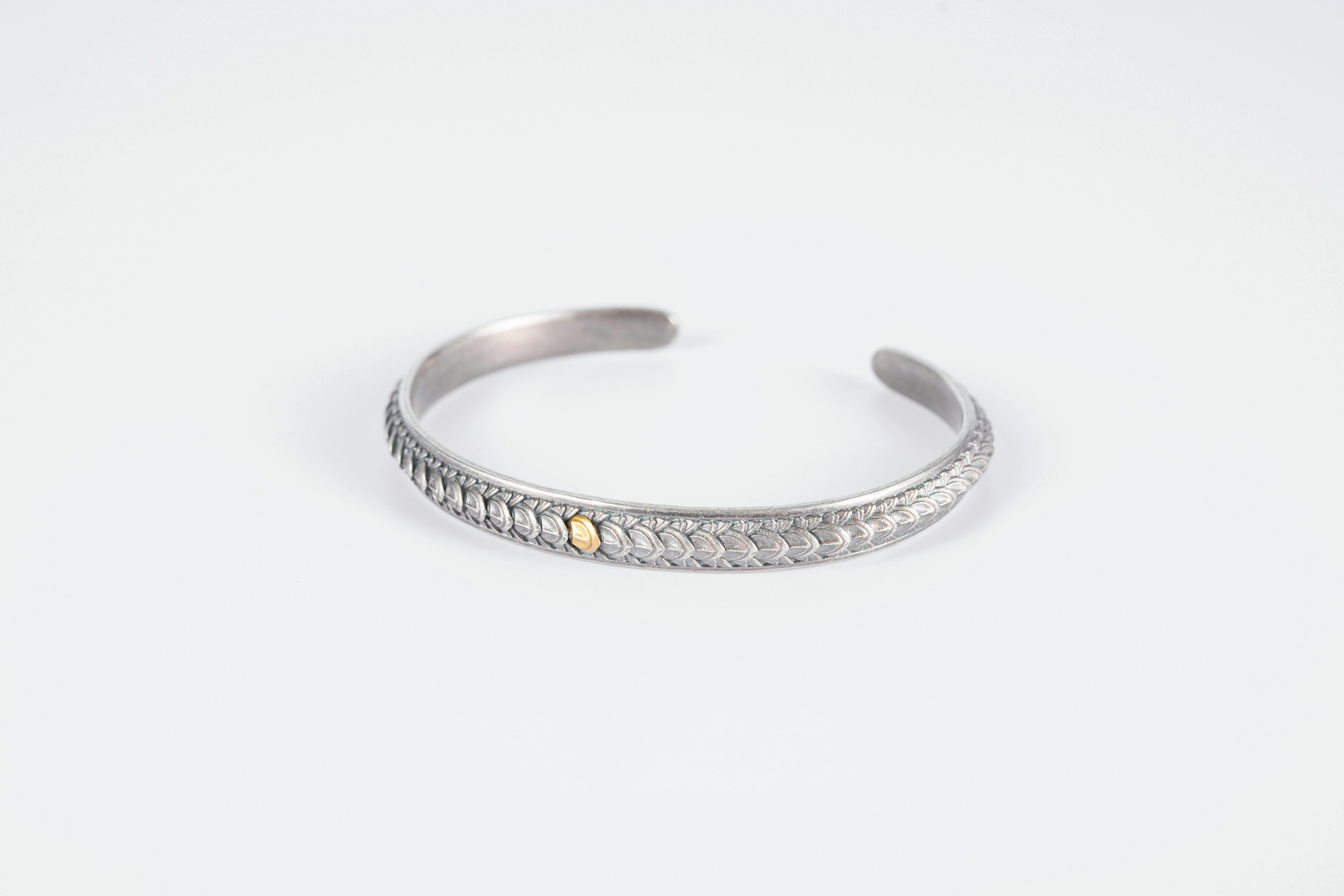 Om Jewellers Jarol